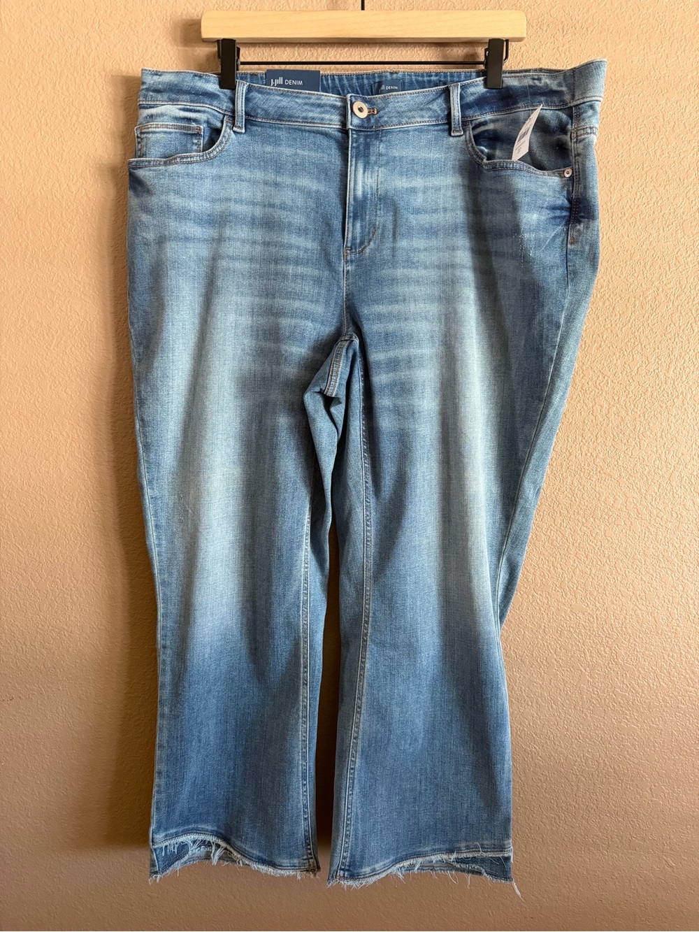 J. Jill Medium Light Blue Demi Bootcut Jeans with Frayed Hem Size 20 NWT